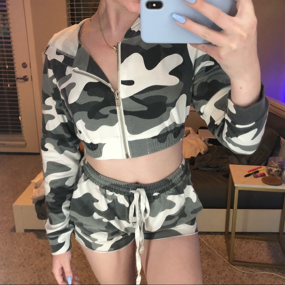 Grey Camo 2 Piece